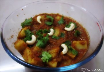 Potato cashew curry